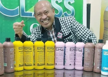 produk EM ditunjukkan untuk pertanian di Indonesia