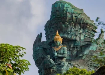 Filosofi Seni GWK: Refleksi Spiritual dan Kultural