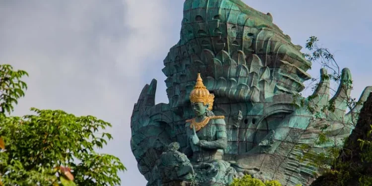 Filosofi Seni GWK: Refleksi Spiritual dan Kultural