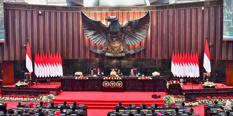 Komisi Baru XIII DPR Belum Siap Kerja, Kok Bisa?