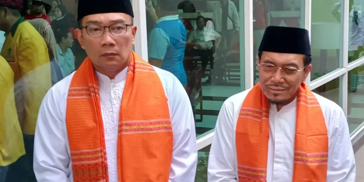 Ridwan Kamil Ditantang Ketua The Jakmania Pakai Jersey Persija!