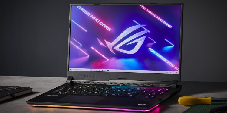 ASUS ROG Strix Scar 17