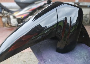 body motor hitam goresan