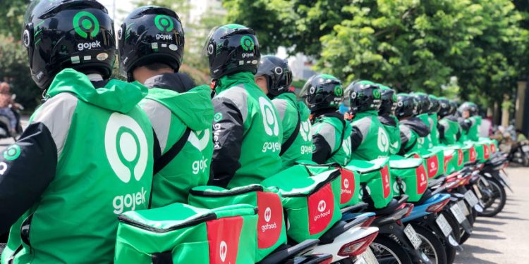 biaya aplikasi gojek