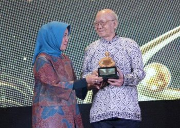 pers Atmakusumah Astraatmadja