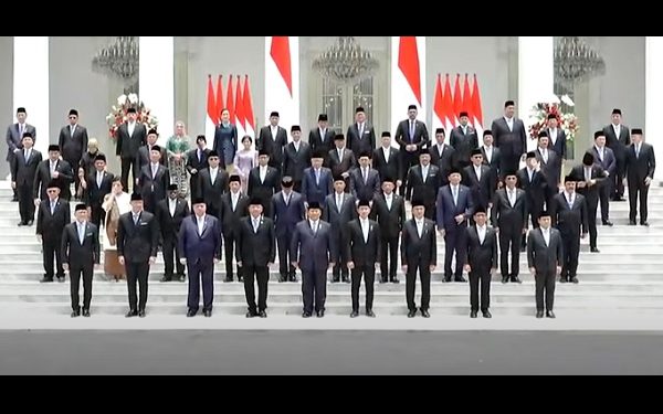 Kabinet merah putih reshuffle