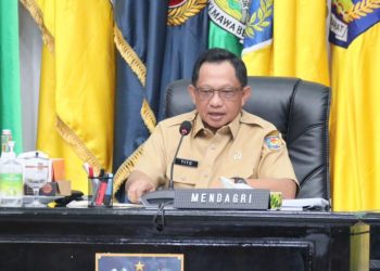 penundaan pelantikan kades